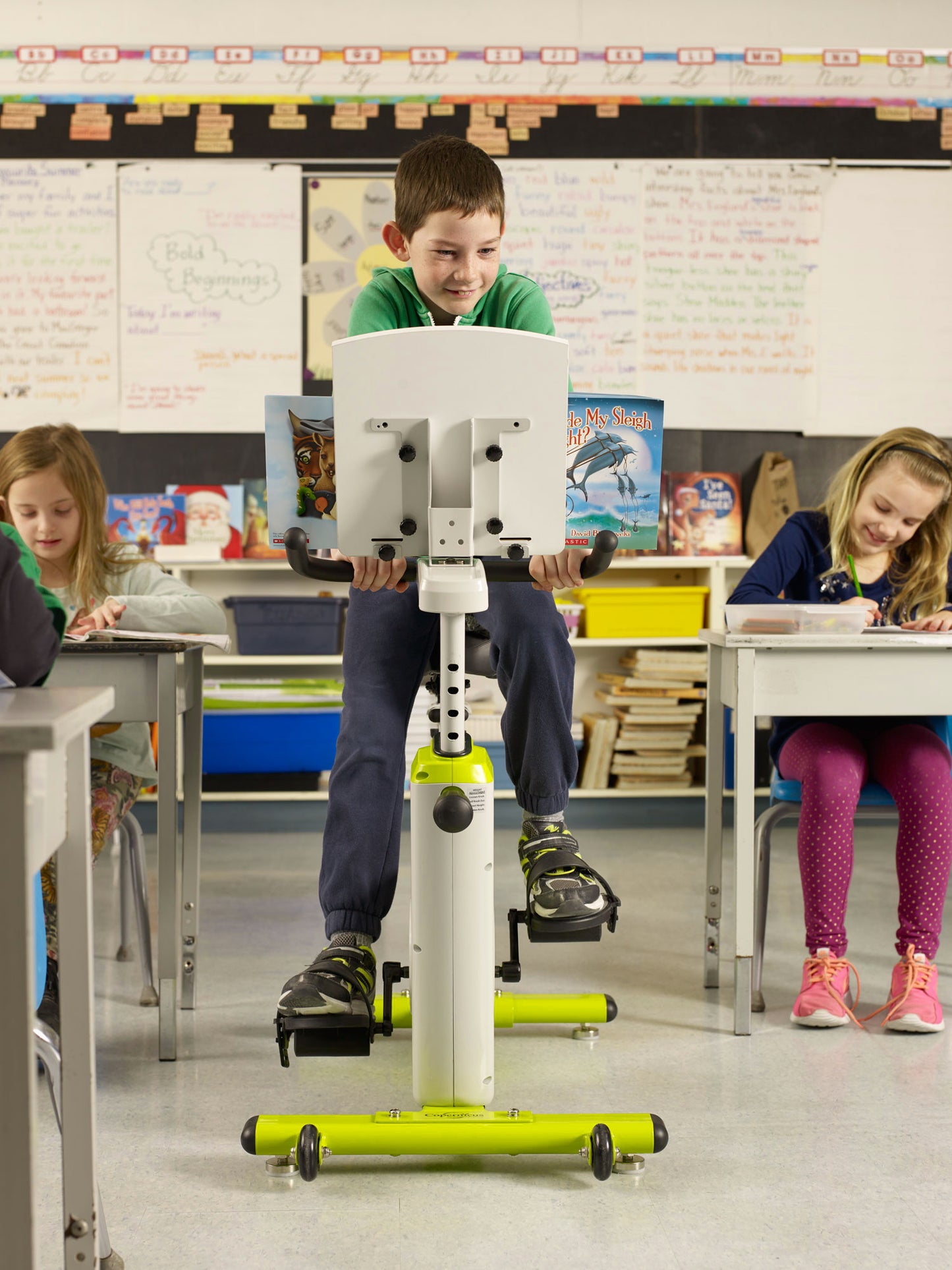 SCC200 Class Self-Regulating Bike - 3rd to 6th - With Work Surface